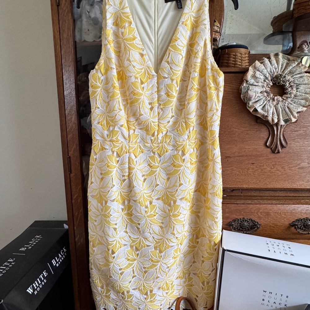White House Black Market Yellow and White Plunge Sheath Dress